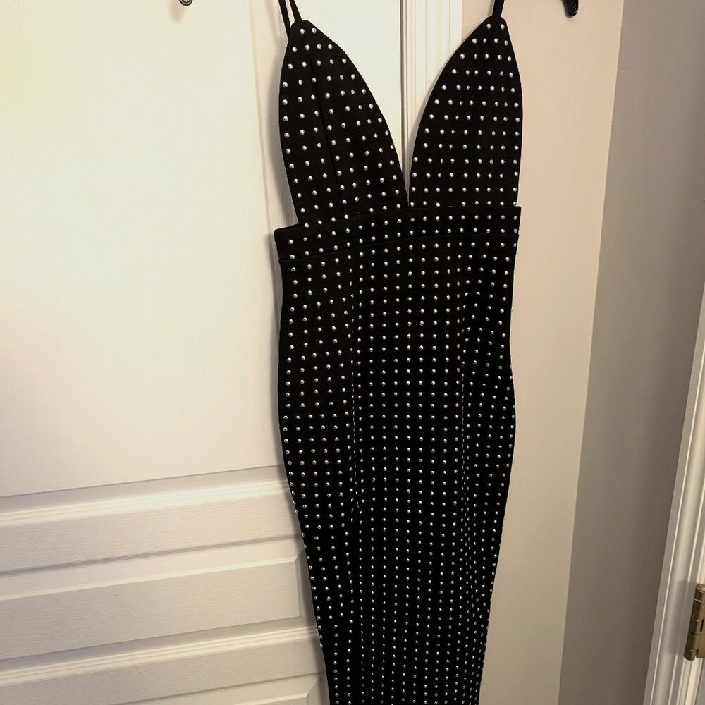 Black Dress - Picture 1 of 2